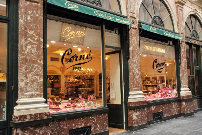 patisserie-BELGENTIER-min_chocolate_chocolaterie_shop_luxury_chic_gallery_brussels_belgium-558146